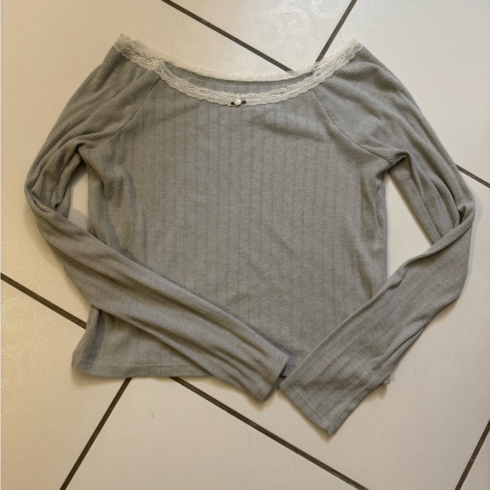 Aeropostale Light Gray Off-Shoulder Top with Lace